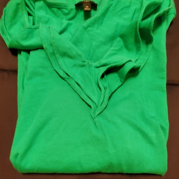 Talbots Women's Green Ruffle Front V-neck 3/4 Tee - Picture 2 of 14